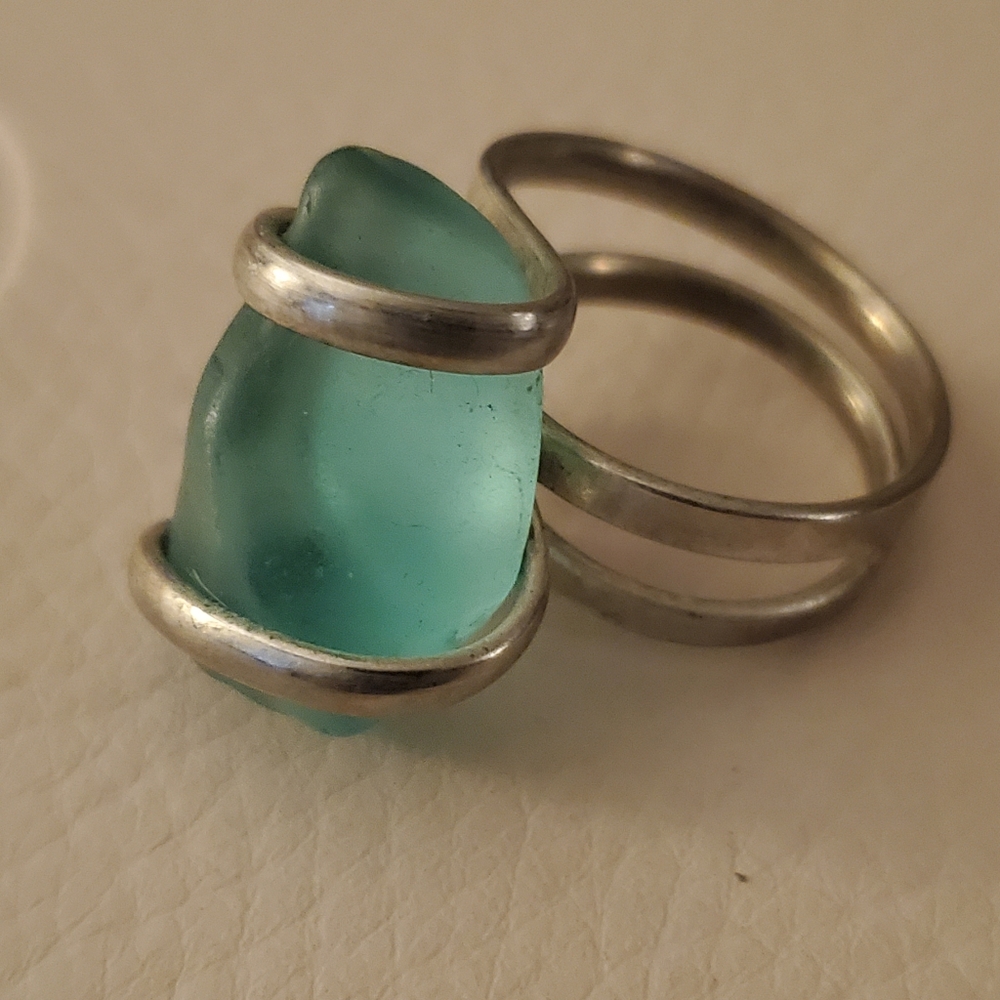 Seaglass ring - Picture 5 of 5